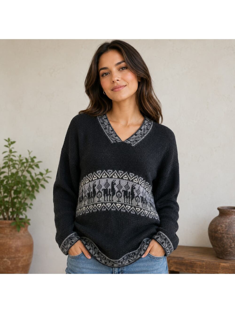 Manos de la Comunidad Peruvian SZ M 100% Baby Alpaca Sweater V Neck Black Gray